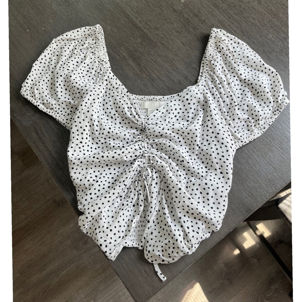 HM Polka Dot Ruched Puff Sleeve Crop Top White Black L Smocked Back minimalist